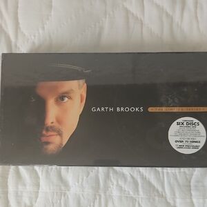 Garth Brooks Limited Series CD Box Set